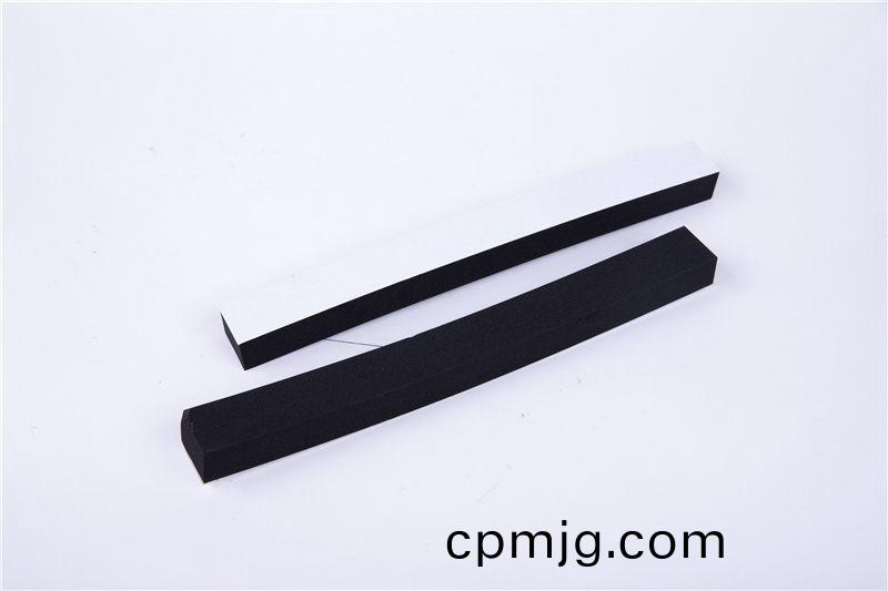 CR減(jian)震(zhen)保(bao)溫(wen)條(tiao)