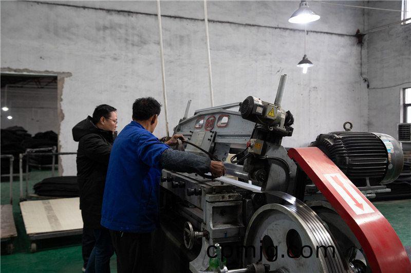 加(jia)工(gong)現場(chang)